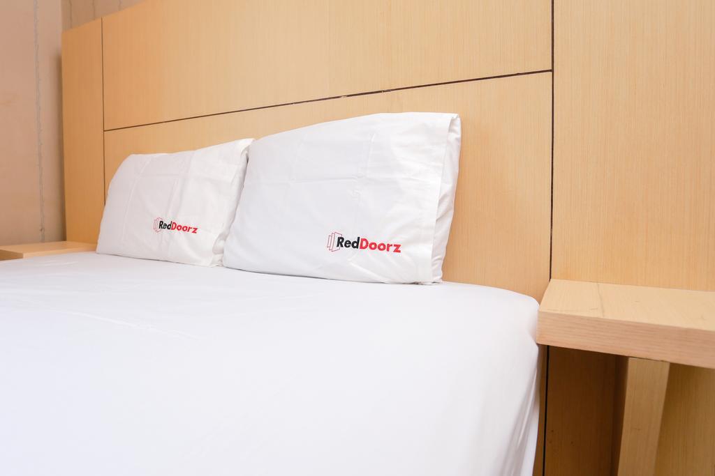 Reddoorz Plus @ Candrawulan Buahbatu Bandung Exteriör bild